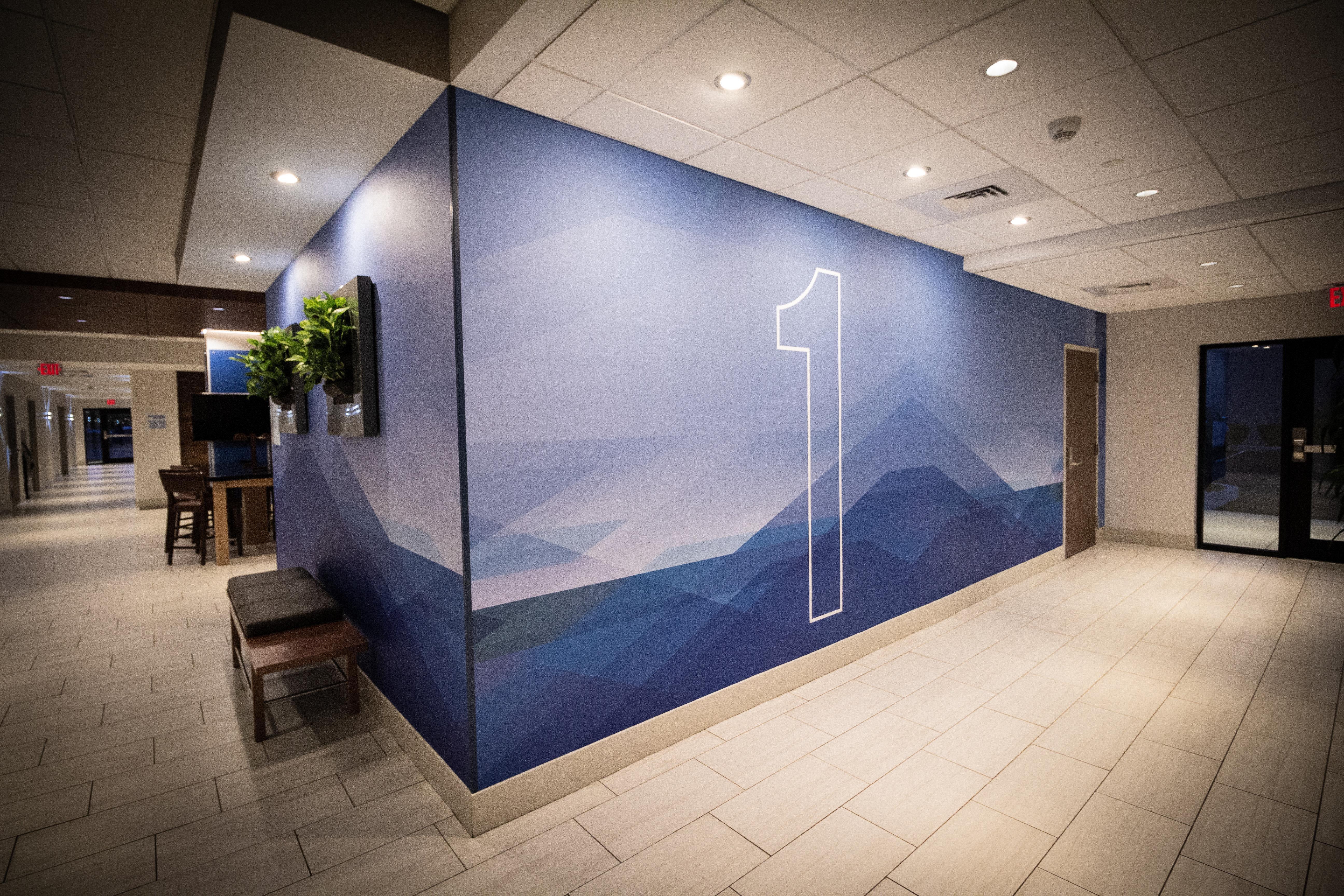 Holiday Inn Express & Suites - Boston South - Randolph By Ihg Eksteriør billede