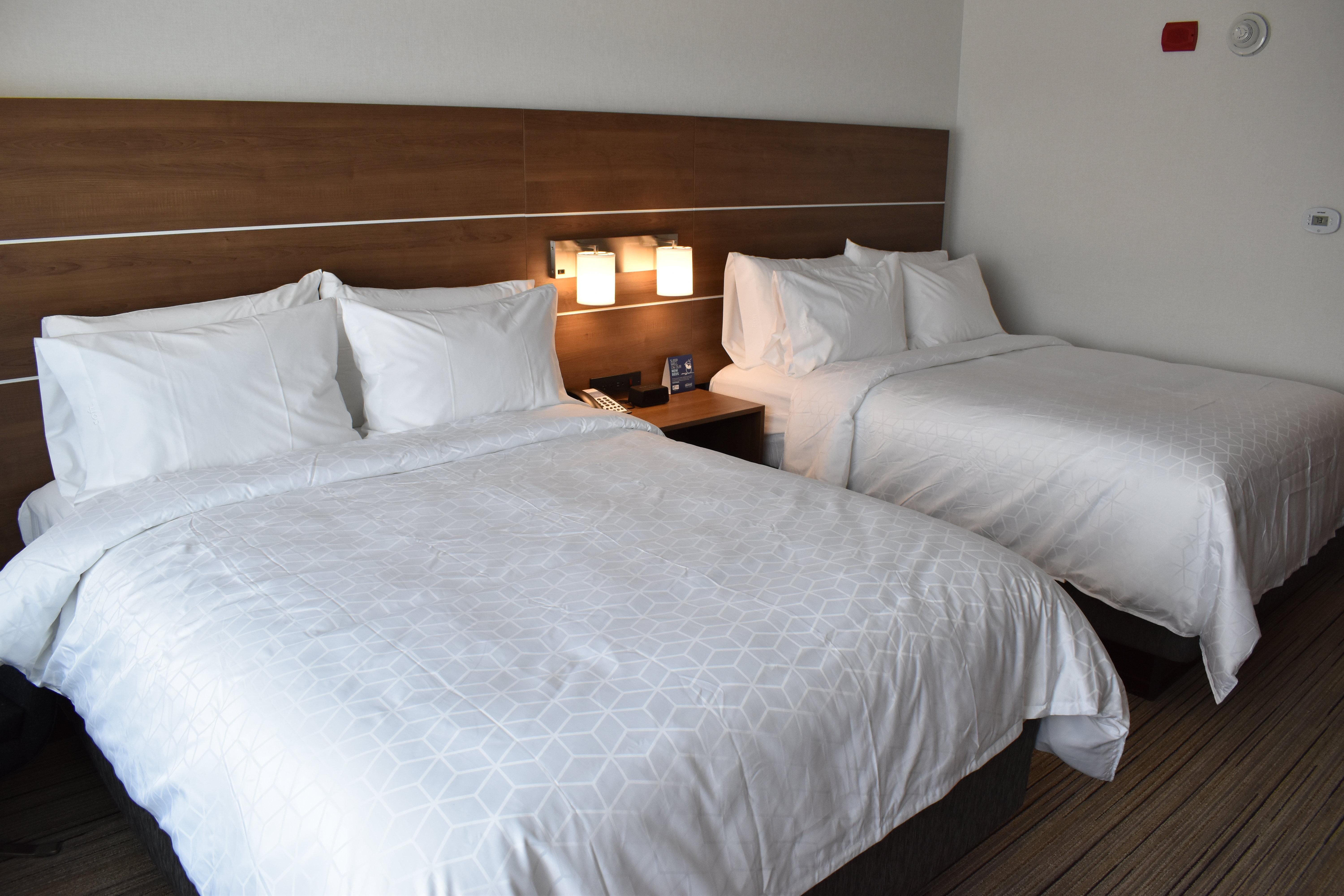 Holiday Inn Express & Suites - Boston South - Randolph By Ihg Eksteriør billede