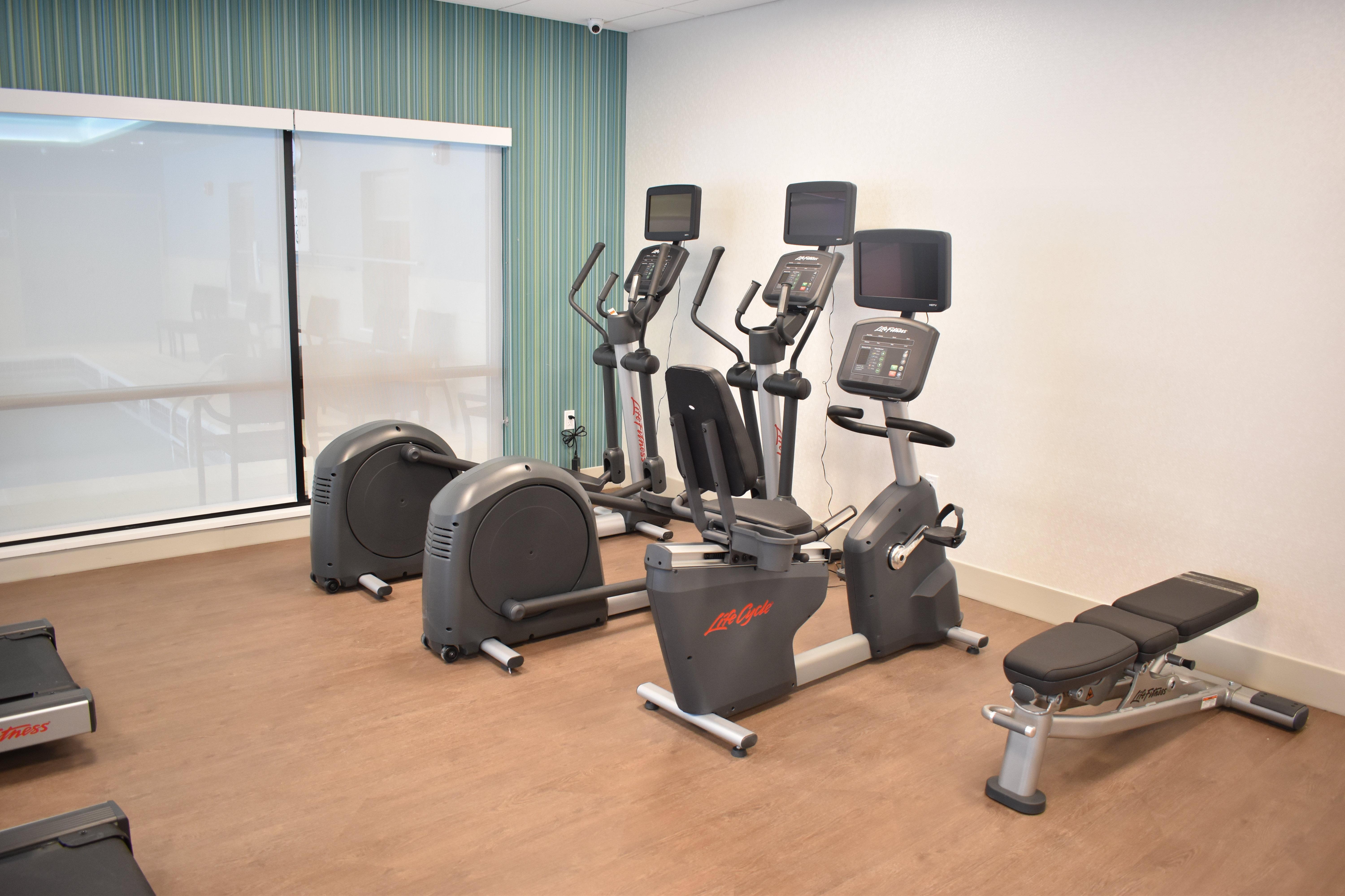 Holiday Inn Express & Suites - Boston South - Randolph By Ihg Eksteriør billede