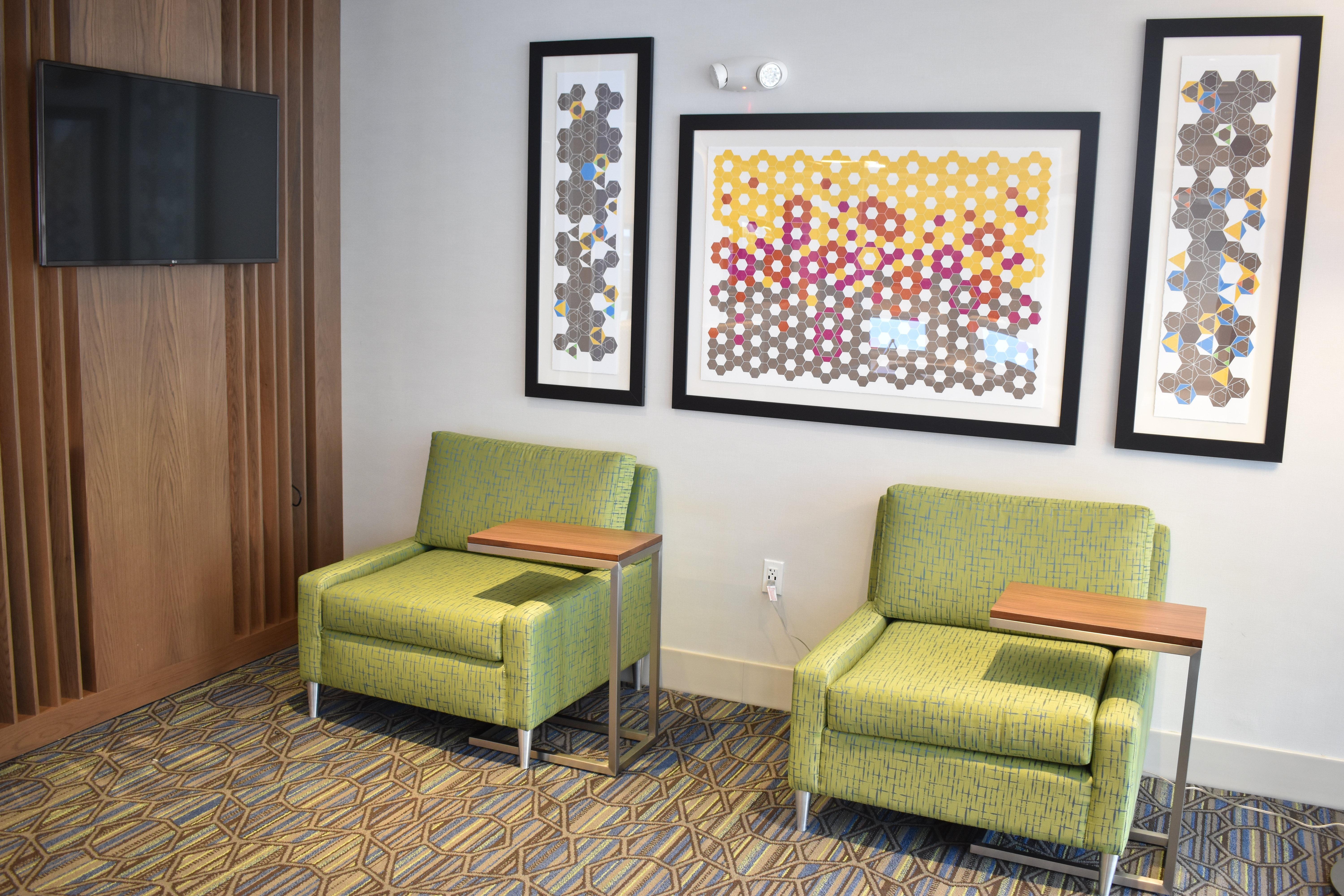 Holiday Inn Express & Suites - Boston South - Randolph By Ihg Eksteriør billede